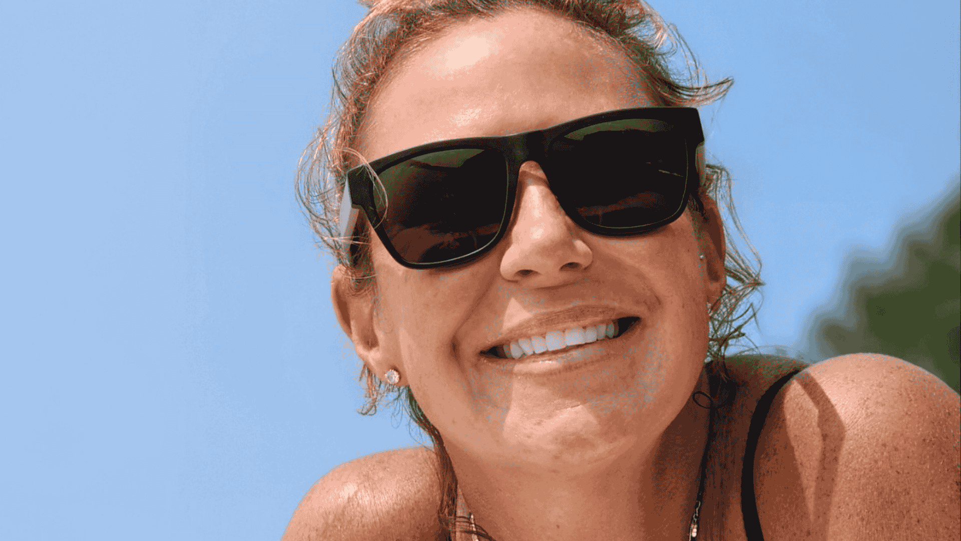 Female wearing sunglasses on instagram